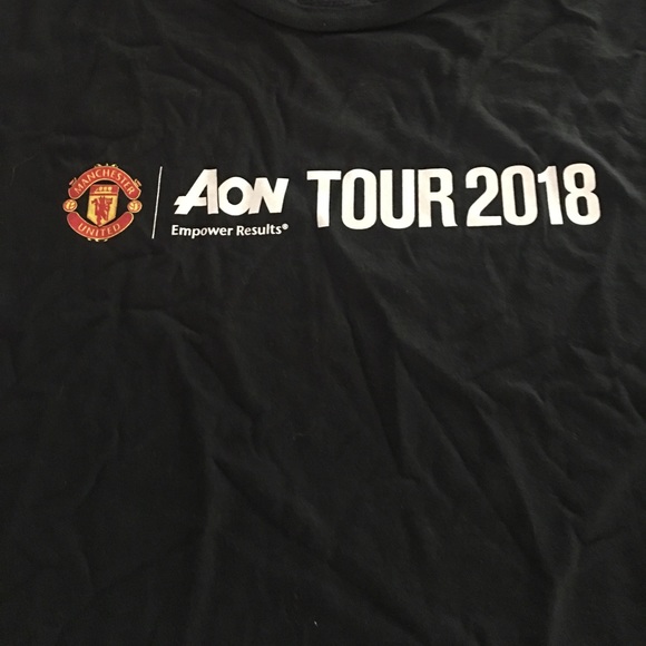Black Manchester United T-shirt - Picture 2 of 3